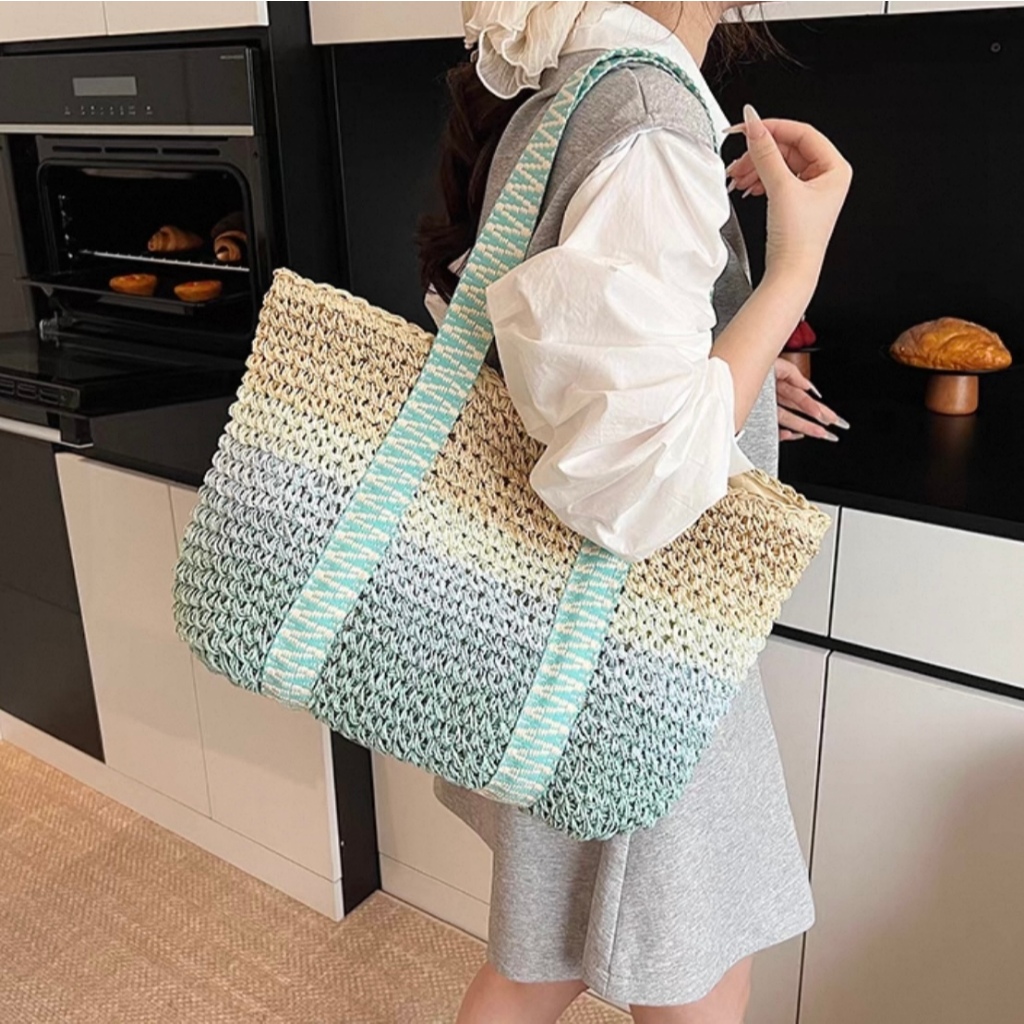 Large Capacity Straw Woven Bag 2025 New Summer Seaside Vacation Beach Bag Casual Handheld Single Shoulder Tote Bag(B339