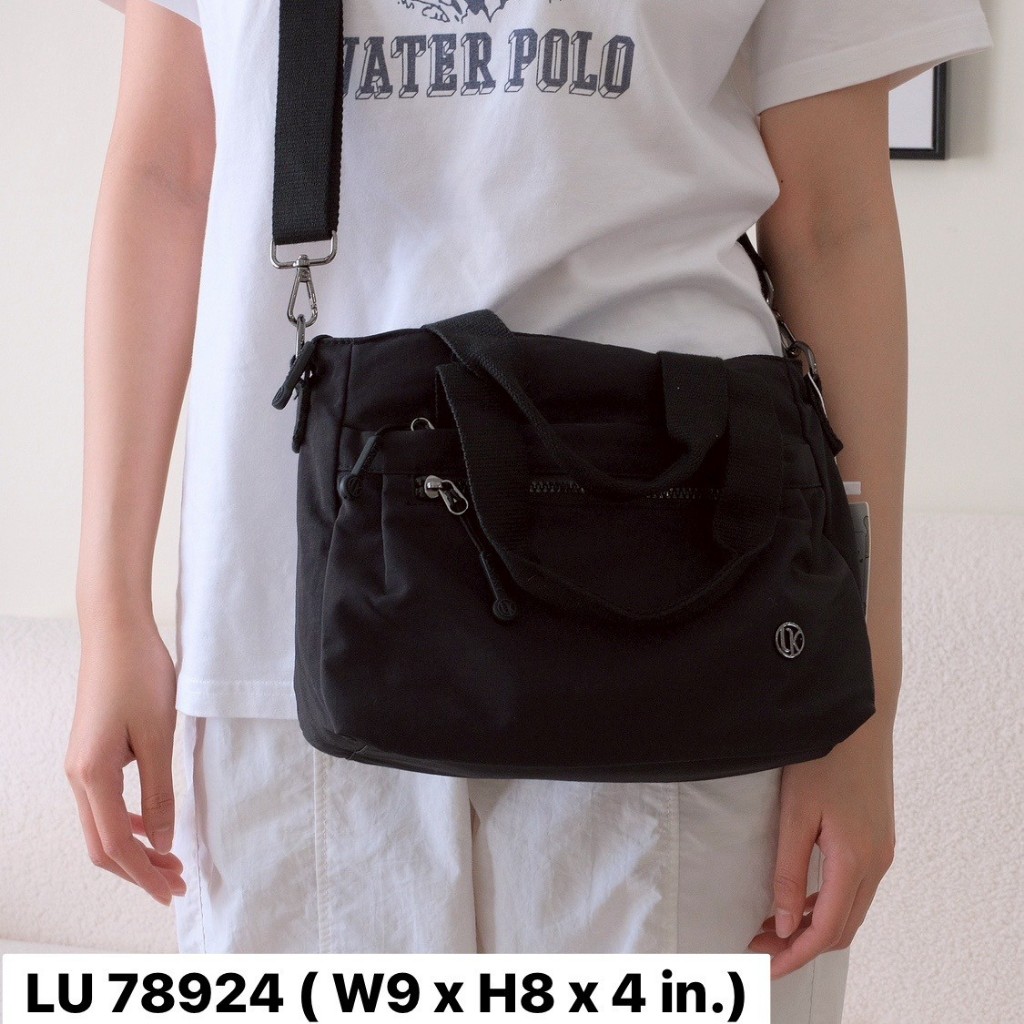 Lingky กระเป๋าทรงถือ+สะพาย ผ้าร่มสปอร์ตรุ่นใหม่ น้ำหนักเบามาก ไซส์ 9" มีช่องซิป 4 ซิป ทรงสวยใส่ของได้เยอะ (LU-78924)