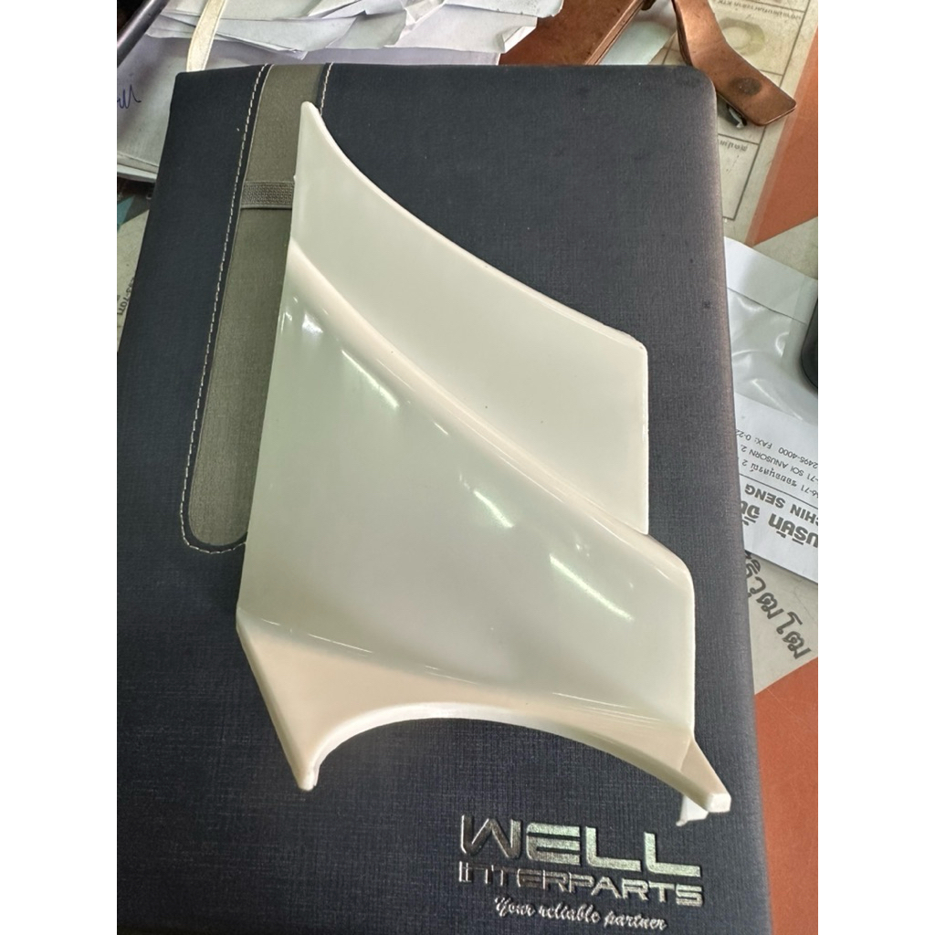 พลาสติกปิดช่องขากระจกมองข้าง NPR2009 NMR NPR150 NPR175