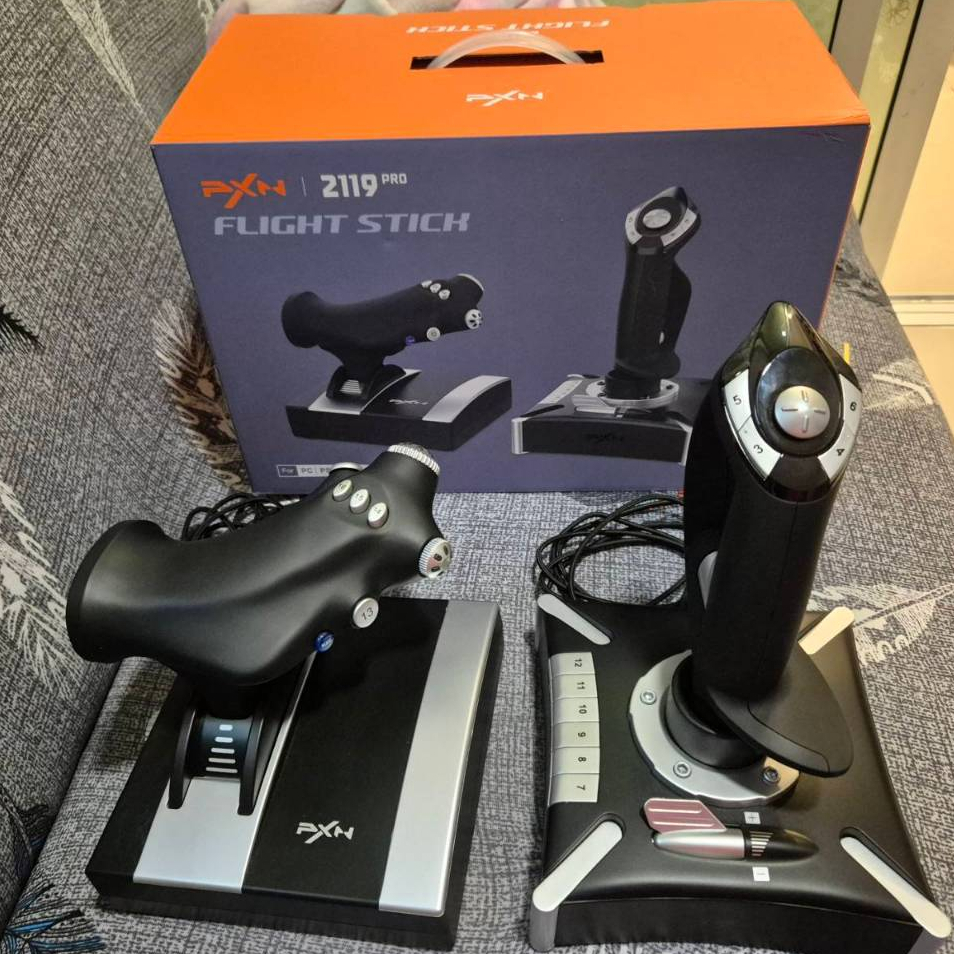 จอยสติ๊กเที่ยวบิน PXN-2119PRO สำหรับ PC/PS4/XBOX ONE(มือสองสภาพดีมากขายเพราะโดนเมียด่า)