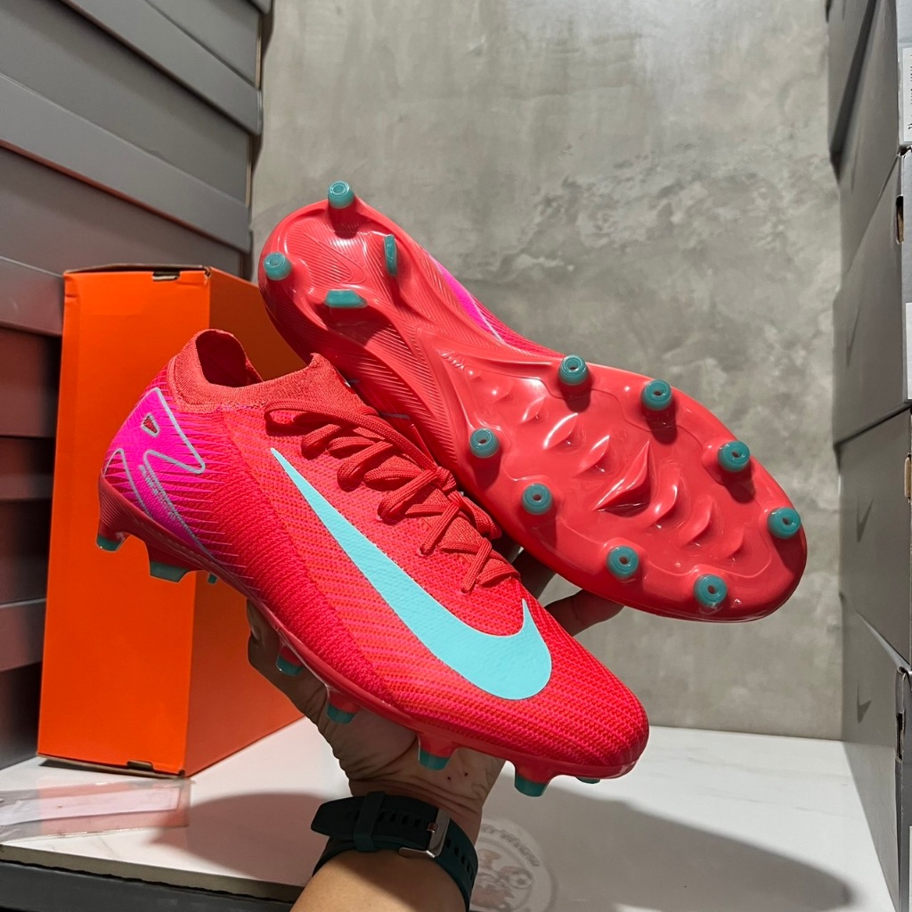 ตัวรองท็อป ปุ่มหญ้าเทียม Nike Mad Energy Pack Zoom Mercurial Vapor16 PRO AG-Pro 