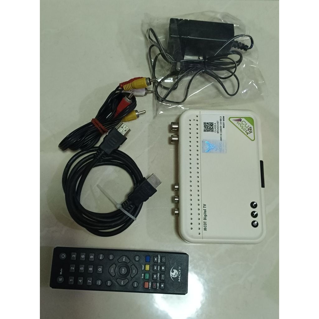 กล่องดิจิตอลทีวี DVB-T2 MCOT HD Box รุ่น VIEW สินค้ามือสอง มีกล่อง adaptor รีไมท  สาย AV สาย HDMI