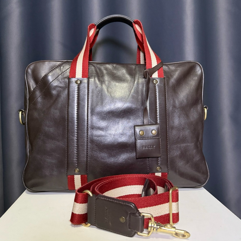กระเป๋าเอกสาร Bally messenger bag