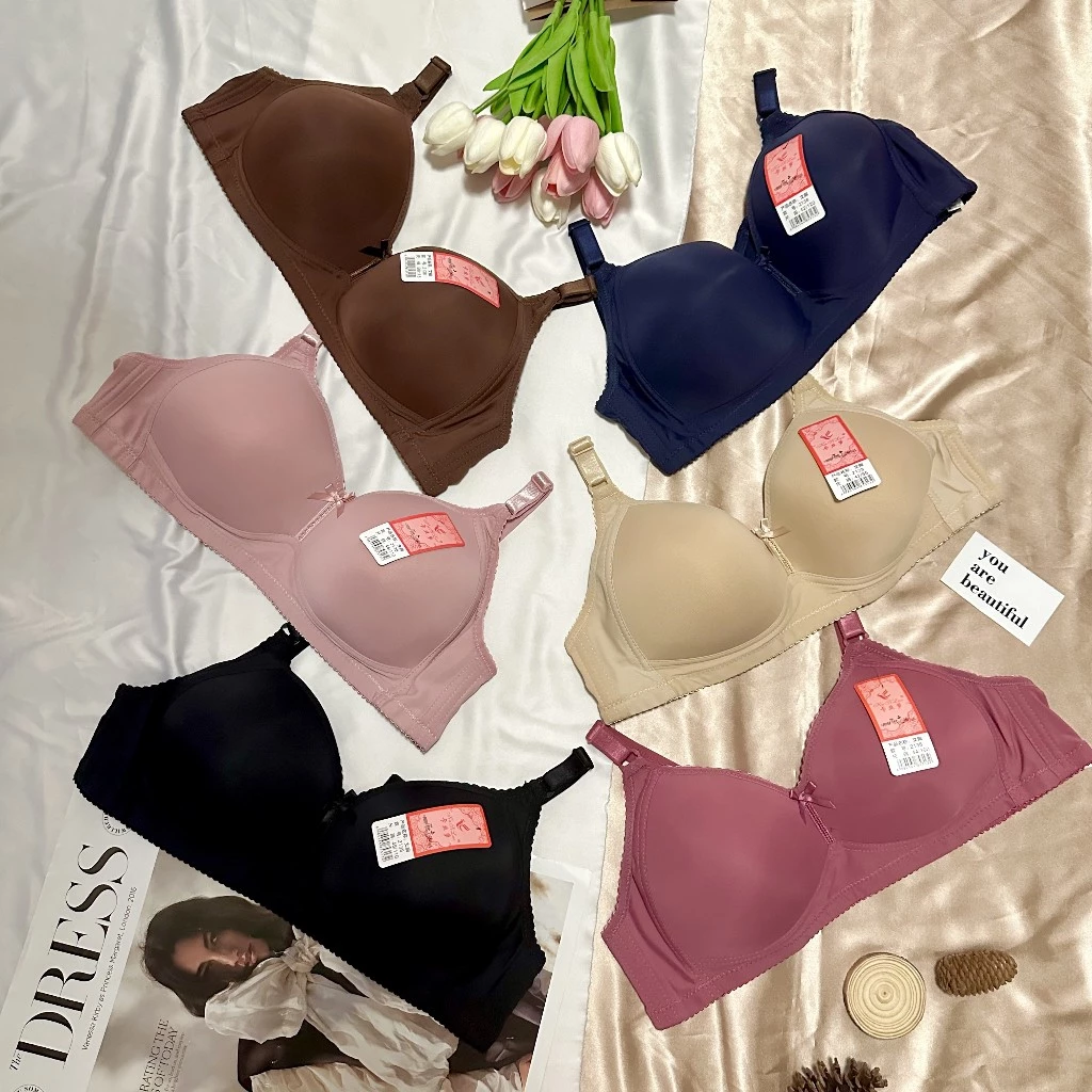 เสื้อชั้นในเต้าใหญ่ คัพ D,E 3ตะขอ ไร้โครง บราสําหรับสาวทรงใหญ่เนื้อเยอะ ฟองน้ำบาง พอดีกับรูปร่าง วัสดุคุณภาพดีเก็บ ข้างก