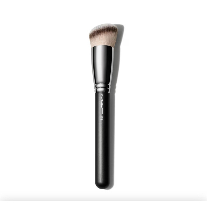 MAC แปรงลงรองพื้น 170 Synthetic Rounded Slant Brush  แปรงแต่งหน้าใช้คู่กับรองพื้นที่เป็นลักษณะครีมหร