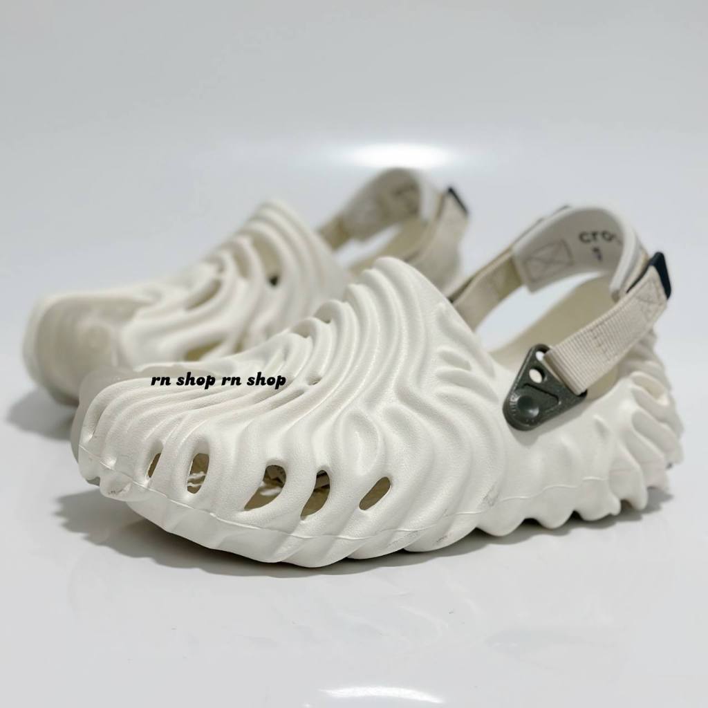 Bembury x Crocs Pollex Clog รองเท้าลำลองผู้ใหญ่ แตะลําลองแฟชั่น เหมาะกับการเล่นกีฬา
