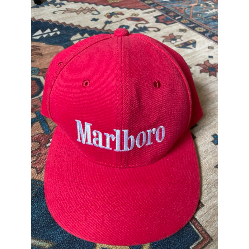 หมวก Marlboro red Baseball ⚾️ cap ทรงเบสบอลสีแดง Freesize พร้อมจัดส่ง 🛎️
