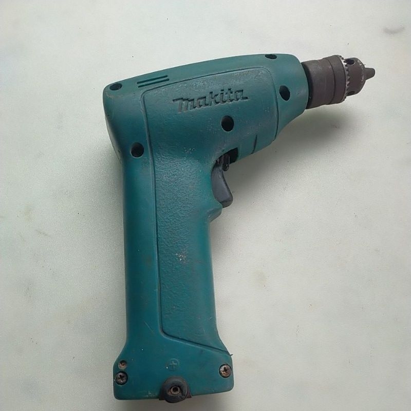 MAKITA สว่านไร้สายมากีต้า รุ่น6010D