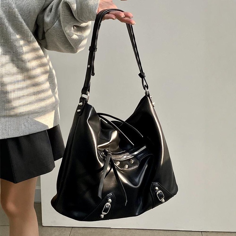 #พร้อมส่ง กระเป๋าสะพาย Dune Bag 🥡☁️