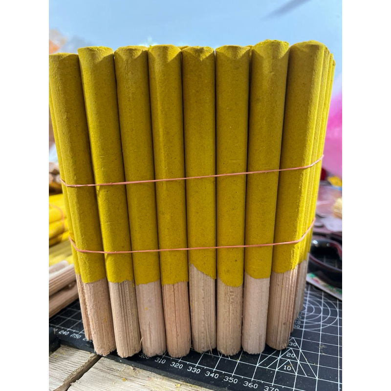 ธูประกำ ธูปไม้ระกำ ธูปยี่ มัด 10 ดอก 35 บาท ขนาด 15มิล ยาว 6“ กว้าง 15-17มิล