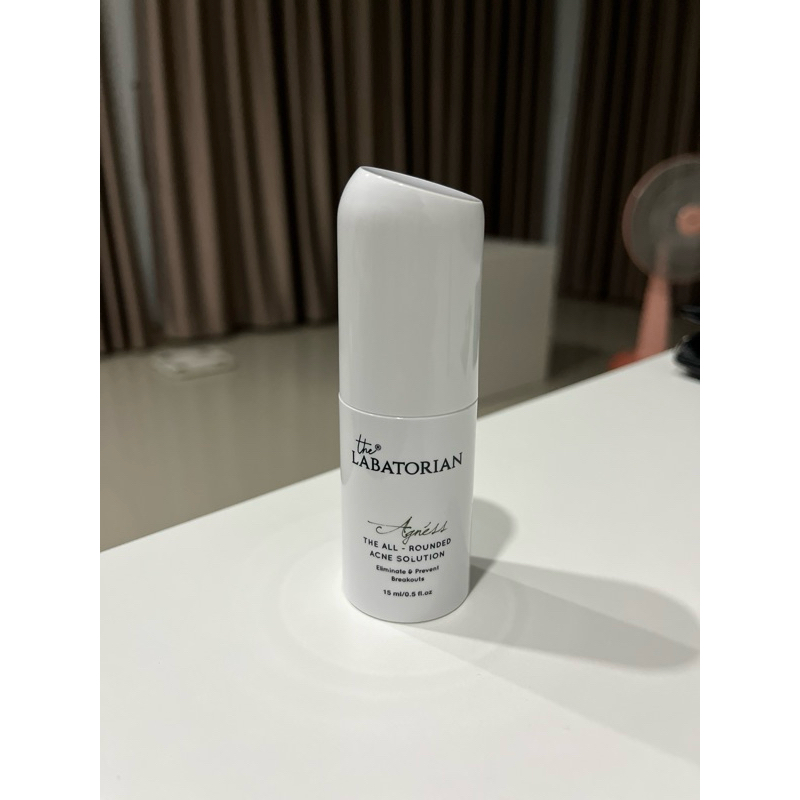 The Labatorian agness the all-rounded acne solution 15 ml เหลือประมาณ 95% ใช้ไปน้อยมาก