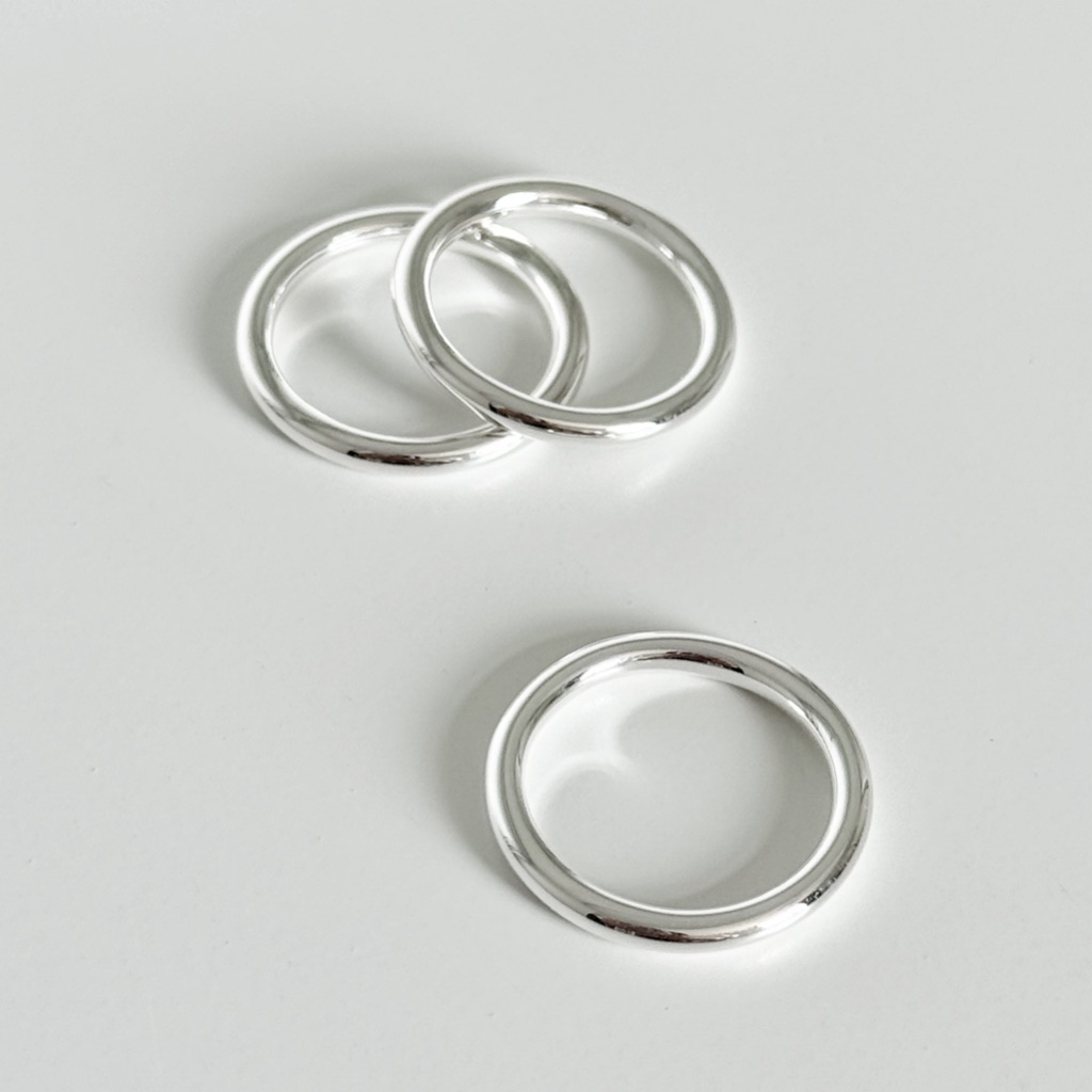 (ring) : PLAIN 2.5MM RING SILVER925  / แหวนเงินแท้ ขนาด 2.5 มิล แหวนเกลี้ยงเงินแท้ (ราคาต่อวง) | YOUR WISHLIST