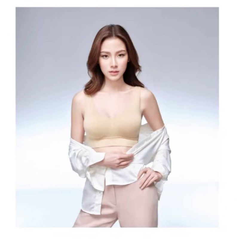 Sabina เสื้อชั้นใน  รุ่น Habpy Lady  มีตะขอ ปรับสายได้  รหัส  SBXA996 และ รกัส SBXA890