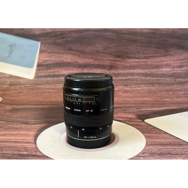 Sigma AF 28-70mm f3.5-4.5 (Canon EF Mount)