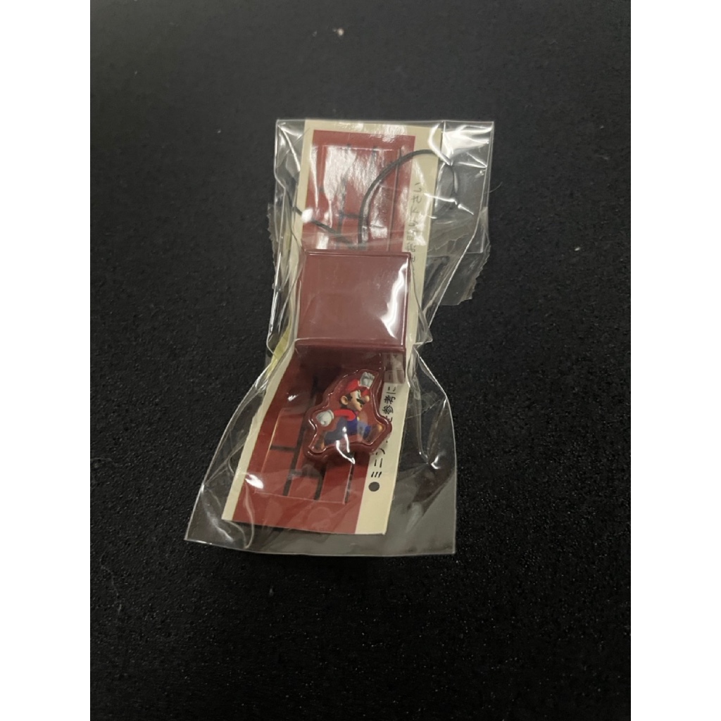 Figure Gashapon Mario Block Strap