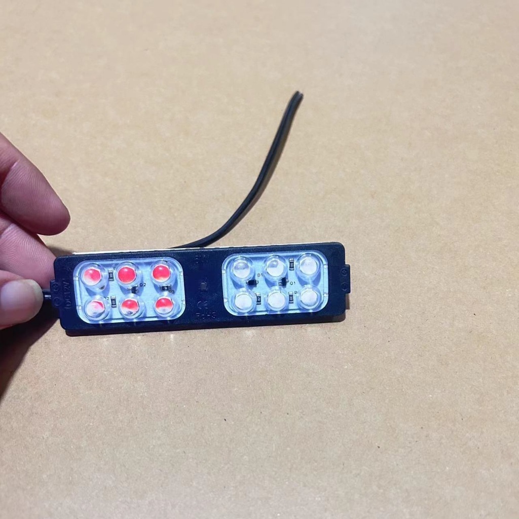 รถจักรยานยนต์ยานยนต์รถบรรทุกแรงดันไฟฟ้าต่ำ 12V24V LED ไฟกระพริบสีแดงและสีน้ำเงิน