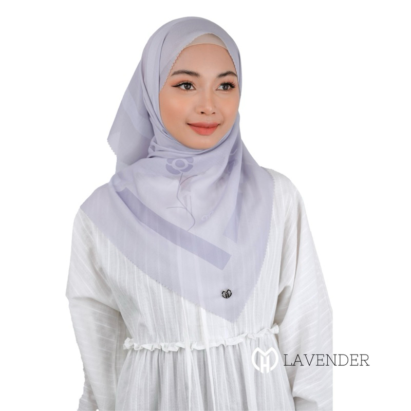 BAWAL PRINTED PREMIUM PANSY FLORAL 45* ผ้าบาวาพรีเมียมลาย ขนาดหลาสกรู