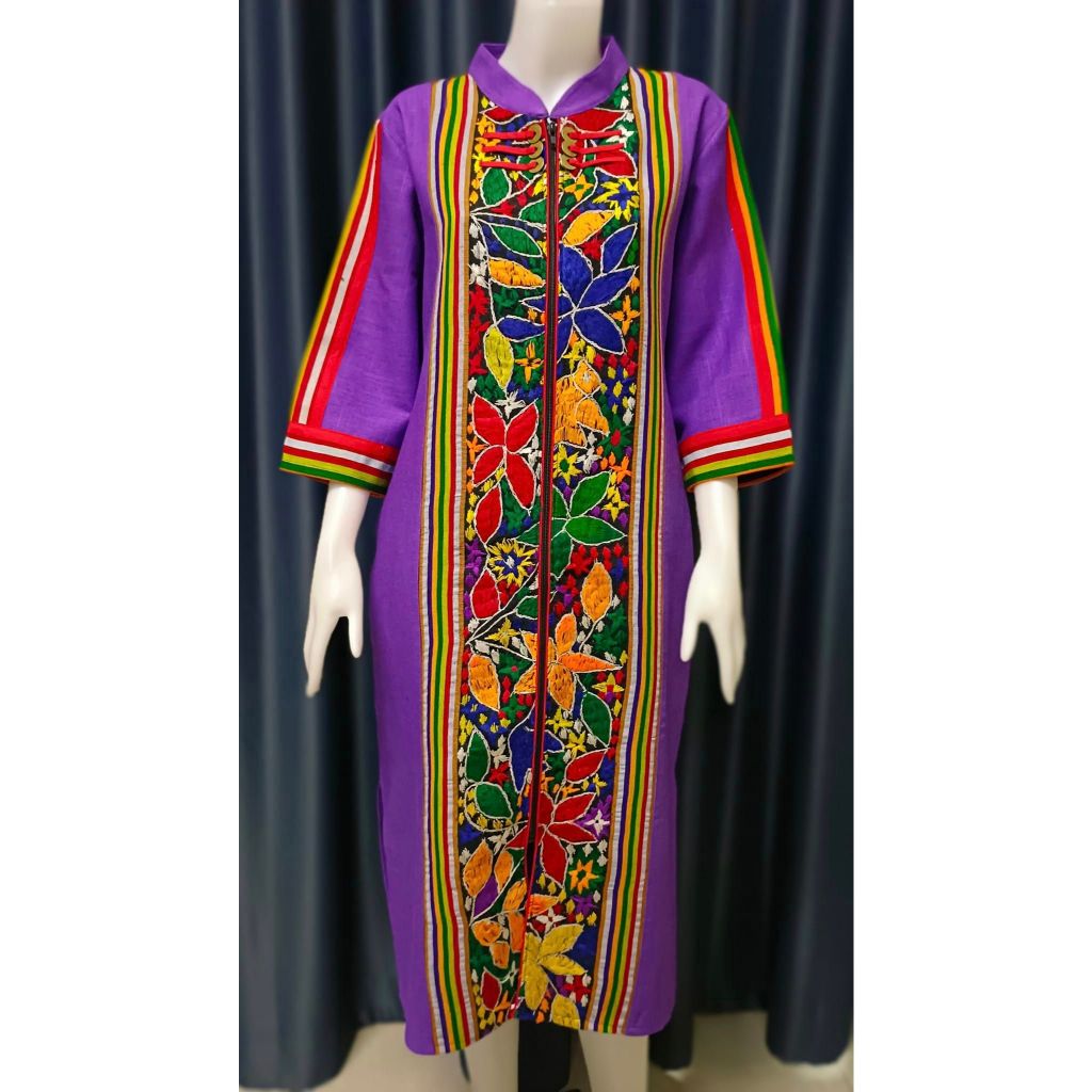เดรสผ้าใยกัญชง สีม่วงไทย แต่งผ้าลายปักเจ (Size 40)