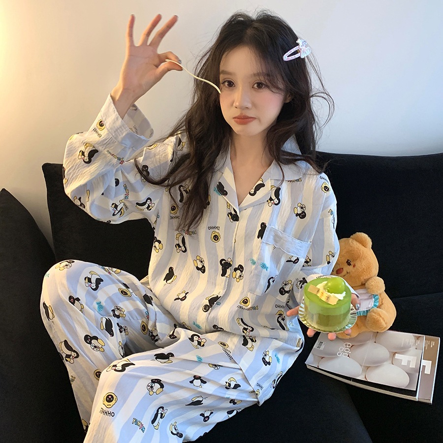 ชุดนอน ลายแพนกวินน่ารักมาก Free Size แขนยาว+ขายาว ผ้าใส่สบาย