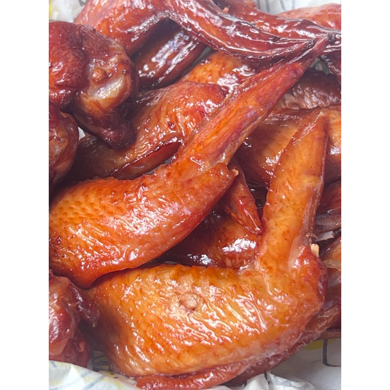 ปีกปลายไก่รมควันชานอ้อย