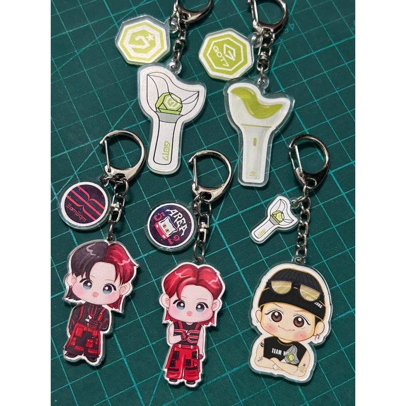 GOT7 : Keychain + PIN Lightstick + Sticker Fanart