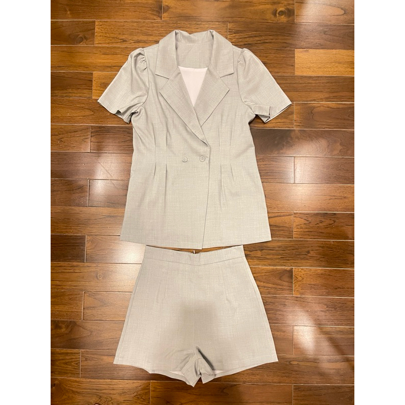 (used)ชุดเซ็ตป้าย25 twenty five ตัดป้าคอเสื้อ SizeS