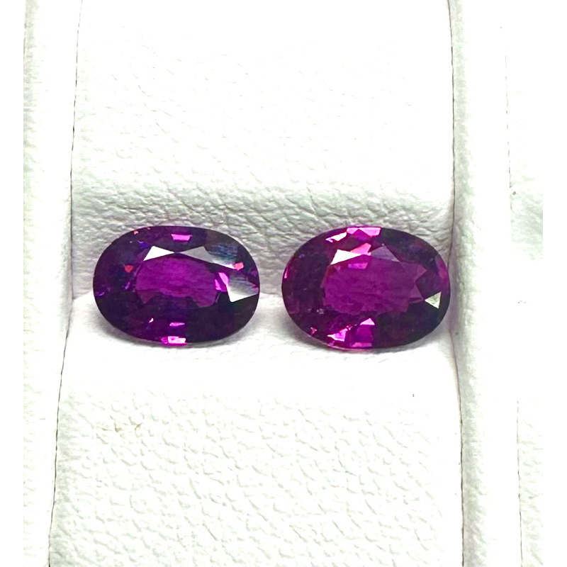 พลอยโรโดไลต์การ์เนตสีม่วง 1.85 กะรัต ทรงรี ขนาด 7x5 มม. อัญมณีธรรมชาติ 100% Purple rhodolite garnet 