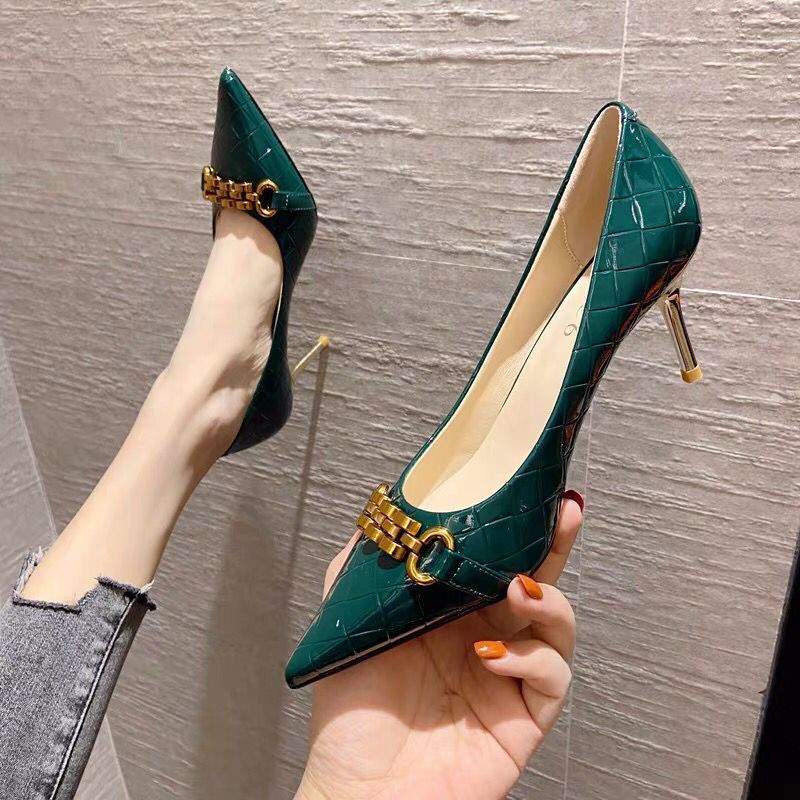 รองเท้าหัวแหลม💤วินเทจปุ่มโลหะส้นสูงรองเท้าทำงาน   ส้นสูง8cm Size 36-40💕🌈มี 3 สี, สามารถจับคู่กับกระโปรงได้