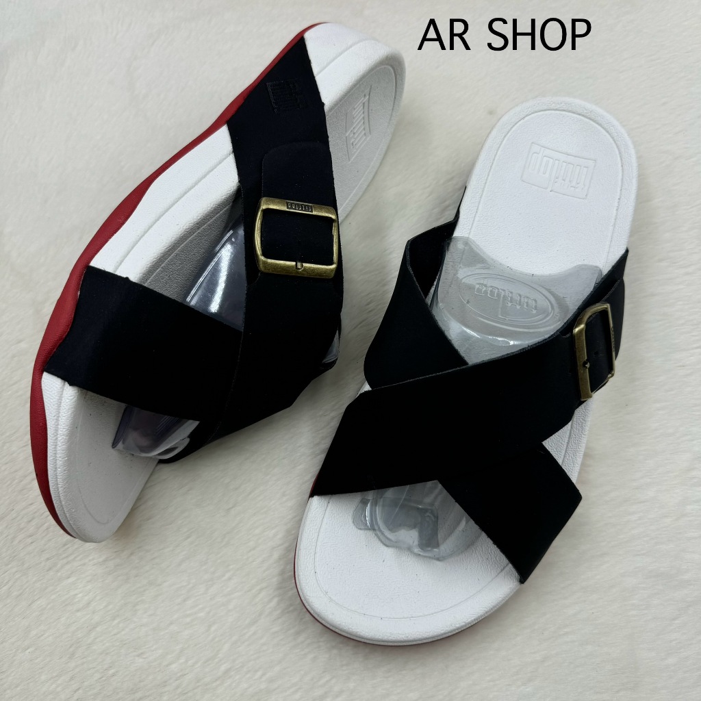 รองเท้าแตะแบบสวม Fitflop สำหรับผู้ชายมาใหม่ สายนิ่มมากใส่สบายไม่เจ็บเท้าใส่ทน และมีความแข็งแรงไม่ขาดง่ายค่ะ