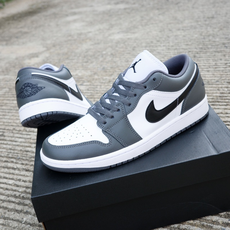 ลดเพิ่ม 15-20% ทักแชทรับโค้ด Air Jordan 1 Low "Iron Grey" 553558-152 ของแท้ รองเท้า