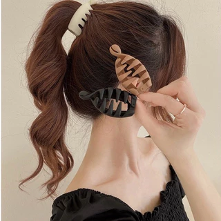 กิ๊บกล้วยติดผมหางม้า Casual Ponytail Clip พร้อมส่งในไทย!!!