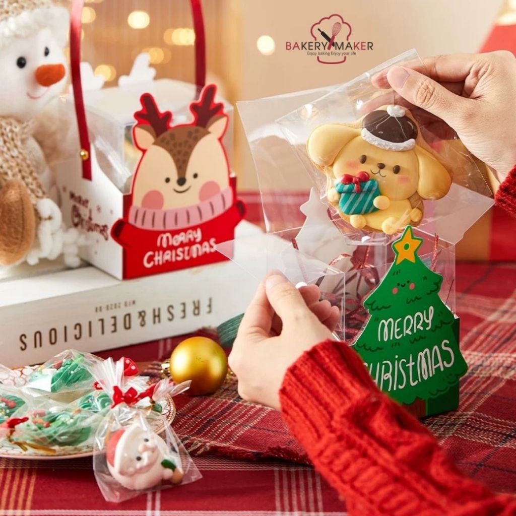 กล่องใส หูหิ้ว + กระดาษครอบ 6 ใบ กล่องคุกกี้ คริสต์มาส / กล่องพลาสติกใส Christmas แซนต้า ต้นสน