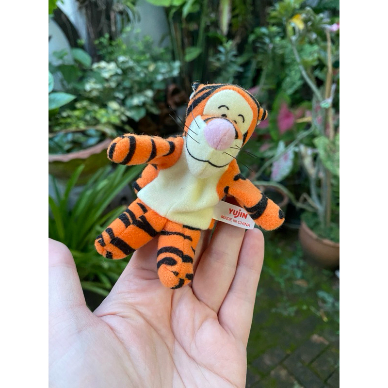 -YuJin- New Tigger Finger Puppet