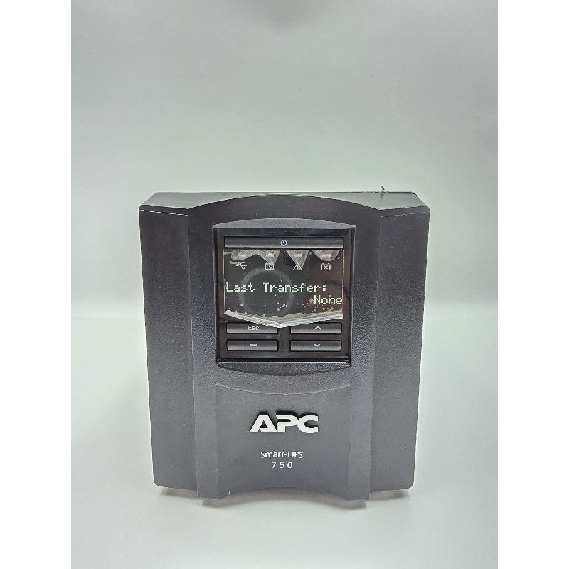 UPS เครื่องสำรองไฟมือสอง APC SMT750I 750VA/500W สินค้าพร้อมใช้งาน รับประกัน 1 เดือนใส่แบตเตอรี่ใหม่ไ