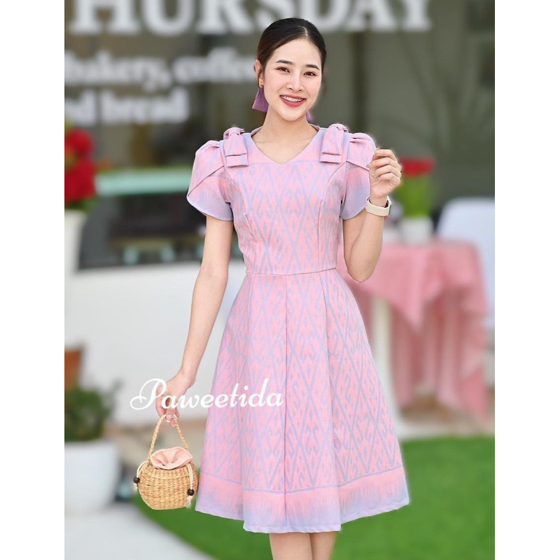 #เดรสผ้าทอ #อัดกาว สีทูโทน กระโปรงบานผ้า8ชิ้น แต่งโบว์ไหล่