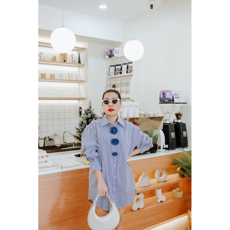 stripe rose shirt🌹🌹🌹