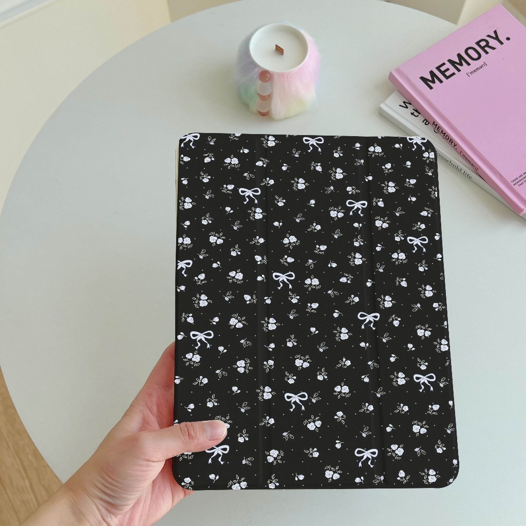 ออกให้ 24 ชม เคสไอแพด Air5 Air6 11 ที่ใส่ปากกา โบว์ดอกไม้สีฟ้า เคส iPad gen9 gen8 MINI7 pro11 2024