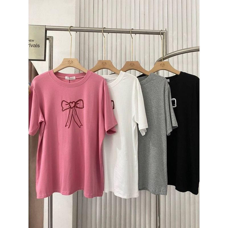 เสื้อยืดลายหน้าหลังลายโบว์ ป้าย it's me basic