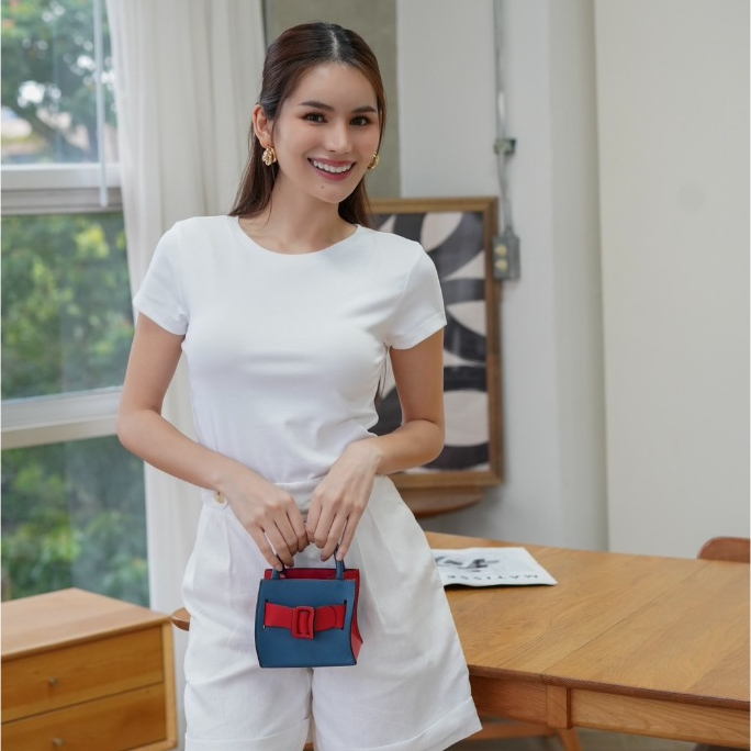 ใส่โค้ด BBWD12 ซื้อครบ 300 บาท ลดทันที 60 บาท คอปาดแขนสั้น เนื้อผ้าพรีเมี่ยมทอ 210 G เนื้อนุ่ม ยืดหยุ่นดี เก็บทรงสวย