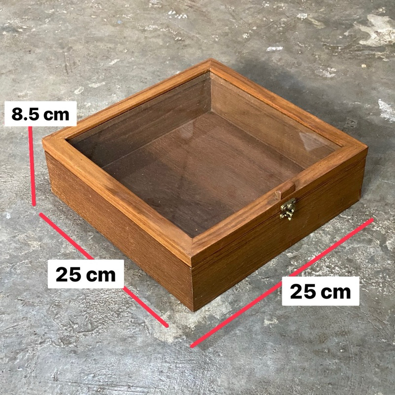 กล่องไม้สักฝากระจกสั่งทำ 25x25x8.5 cm