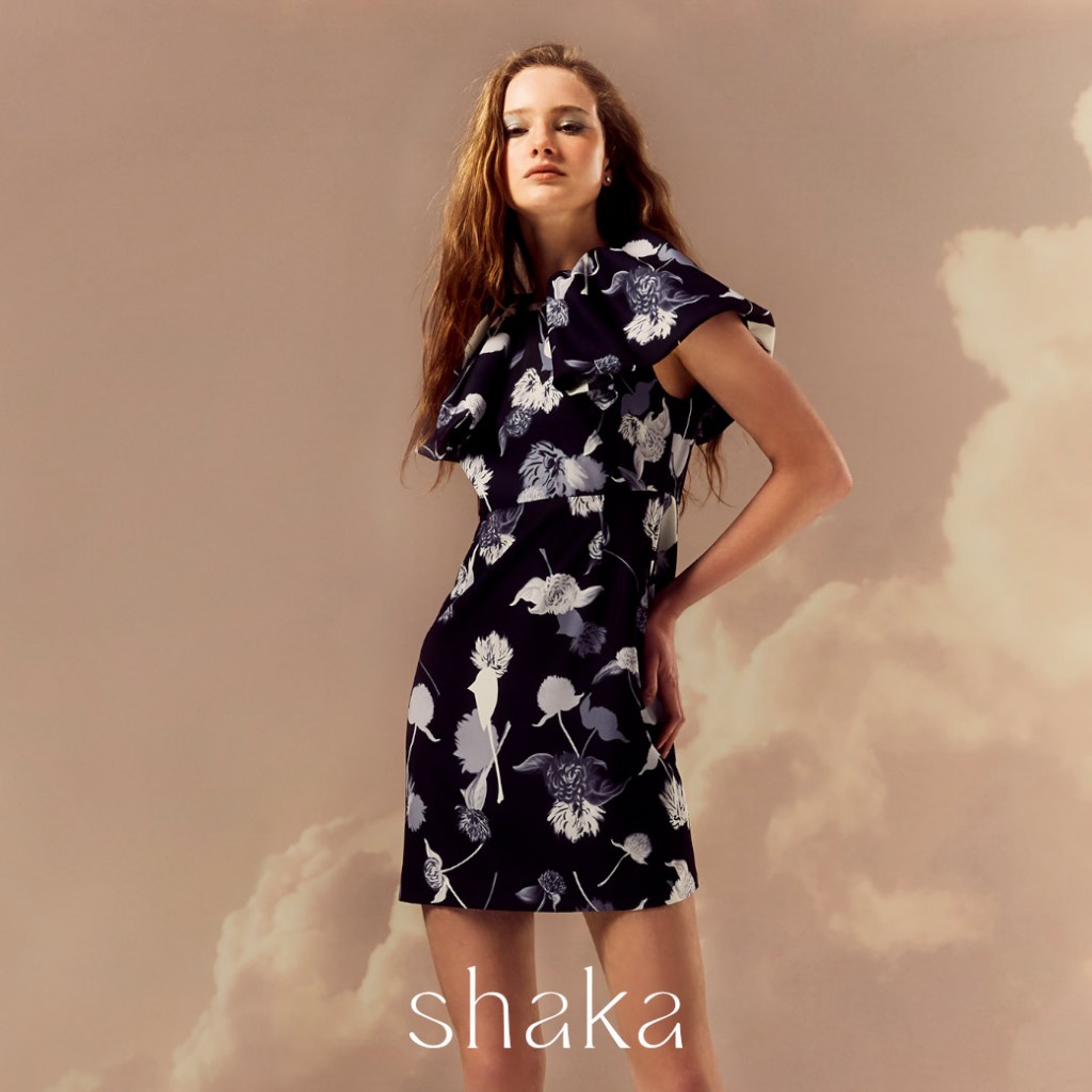 Shaka SS22 Noir Dress เดรสสั้นทรงตรง จับจีบเลเยอร์ DS-S220610