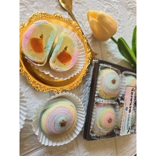 ขนมเปี๊ยะกุหลาบ ขนมเปี๊ยะสายรุ้ง🎀มัดโบว์ 🎀ไส้ถั่วไข่เค็มและไส้ถั่วล้วน ขนาด25กรัม