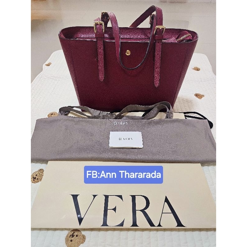 Veraparis VERA First Bag กระเป๋าหนังแท้ มือสอง สภาพนางฟ้า