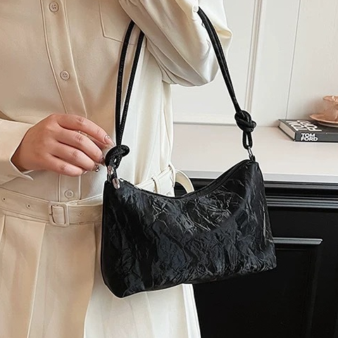 Fashion กระเป๋าสะพายไหล่ สะพายข้าง หนัง PU กำมะหยี่ ปรับสายได้ เรียบง่าย พร้อมส่งในไทย B-980
