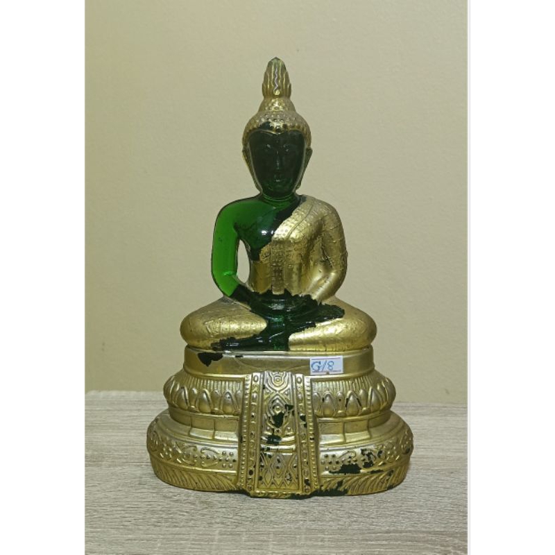 No. G/8 พระบูชา พระแก้วมรกต 25 พุทธศตวรรษ ปี พ.ศ.2500 (บล็อคไทยหน้าใหญ่) ดูข้อมูลเพิ่มเติมด้านล่างกา