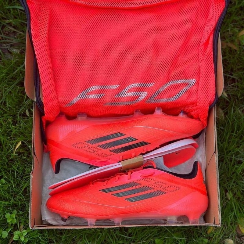 ขายรองเท้าสตั๊ด Adidas X F50