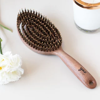 YAO Moving Round Boar Brush หวีขนหมูป่าแท้ สำหรับบำรุงเส้นผมให้เงางามเป็นธรรมชาติ ขนาดกลาง สำหรับผมทุกแบบ