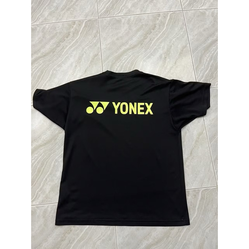 เสื้อแบดมินตัน Yonex มือสอง