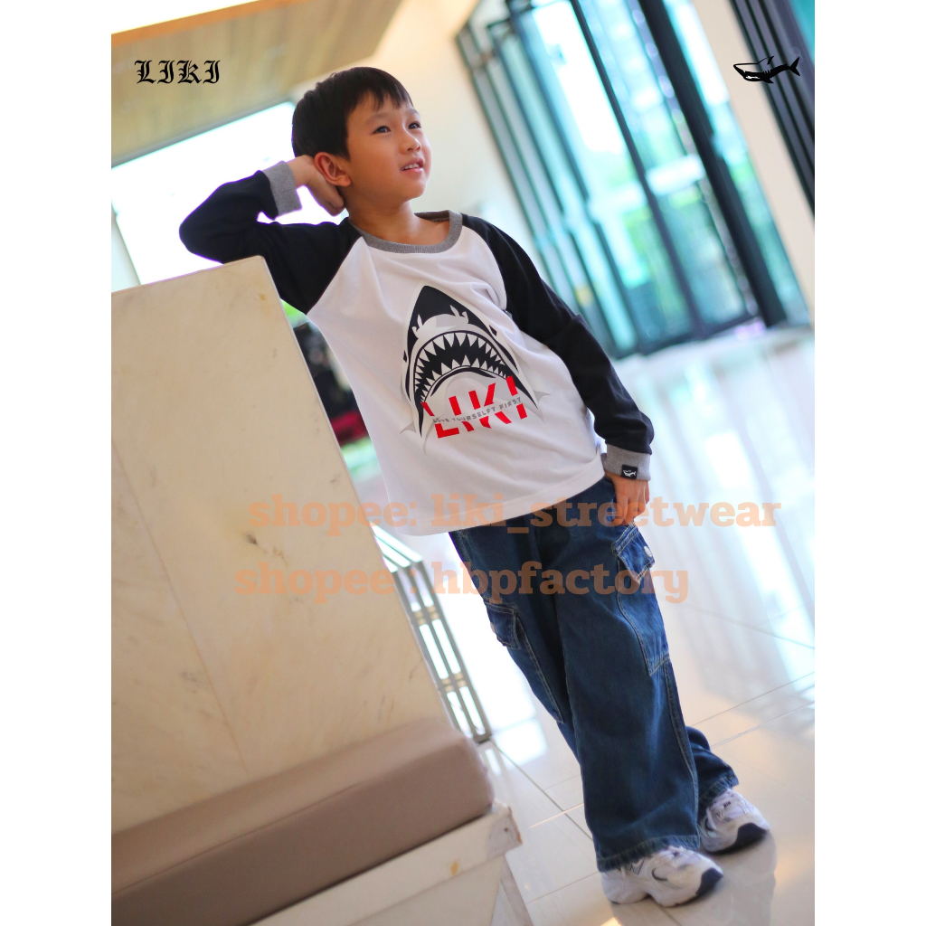 เสื้อยืดแขนยาว LIKI X NEVER LOOK BACK