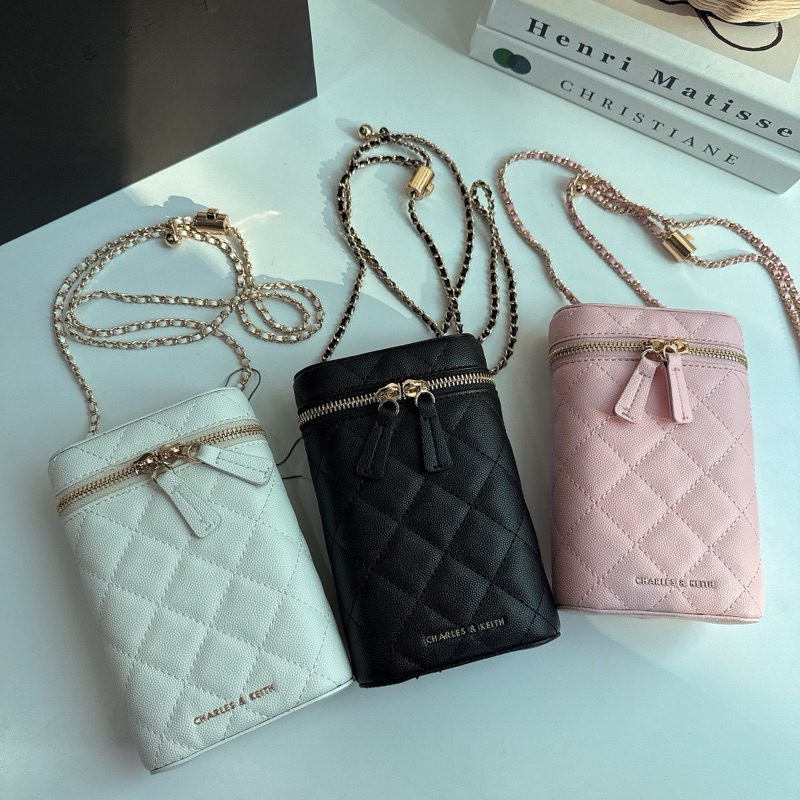 กระเป๋าสะพายข้าง c&k ทรงโฟน 3 สี หนังคาเวียร์ สวยจึ้ง